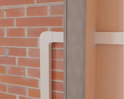 Exemple de goulotte en PVC pour masquer des tuyaux
