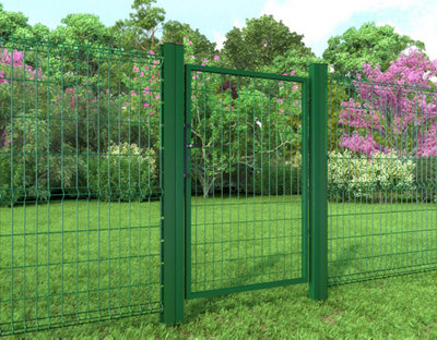 Zoom sur un portillon dans un grillage
