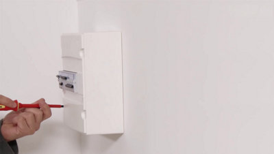 interrupteurs et disjoncteurs vérifiés