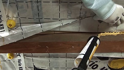 appliquez un cordon de mastic