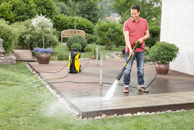 En bois (terrasse, portail, mur, bardage, plan de travail, salon de jardin) ​