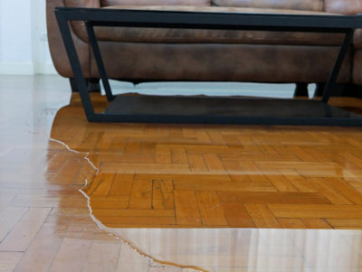 Comment réparer du parquet qui gondole Sols Castorama.fr — free download