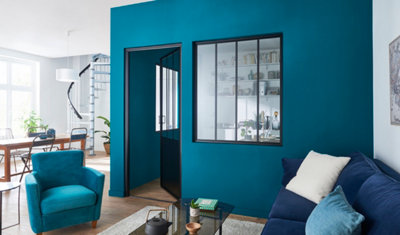 Un seul pan de mur en couleur​
