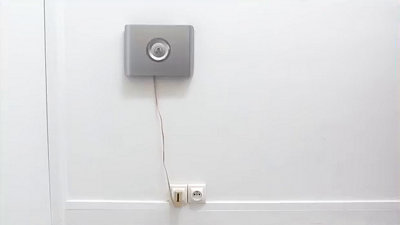 Vous devez installer la centrale à une hauteur minimum de 60 cm.