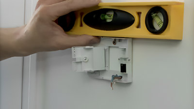 Installation du fond du boitier