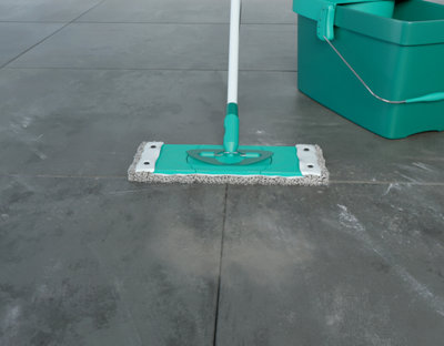 Nettoyez les carreaux