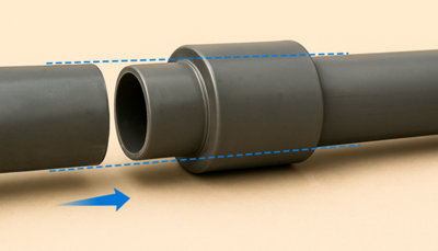 Emboîtement de tuyaux en PVC