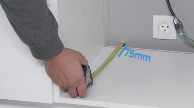 Étape 2 : Placez le bandeau de finition