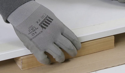 Placez une cale de bois