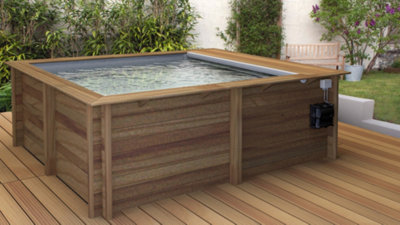piscine en bois​