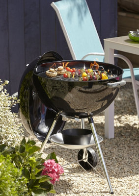 Le barbecue au charbon de bois