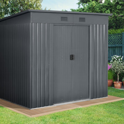 Le principal point faible de la cabane de jardin en métal étant l’isolation