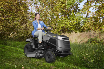 La tondeuse thermique autoportée​