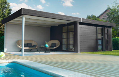 Grand abris de jardin devant piscine avec carport intégré
