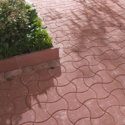 Allée en pavé brique