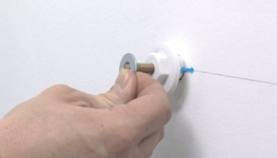 Installation des bagues de serrage sur les tiges filetées