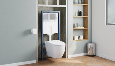 WC suspendu avec son bâti dans les toilettes sans la plaque de plâtre.