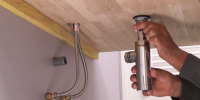 Étape 4 : installer le siphon