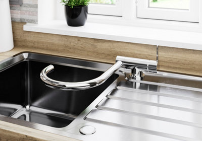 robinet cuisine inox rabatu sur évier