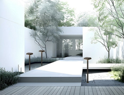 Potelets solaires dans un jardin