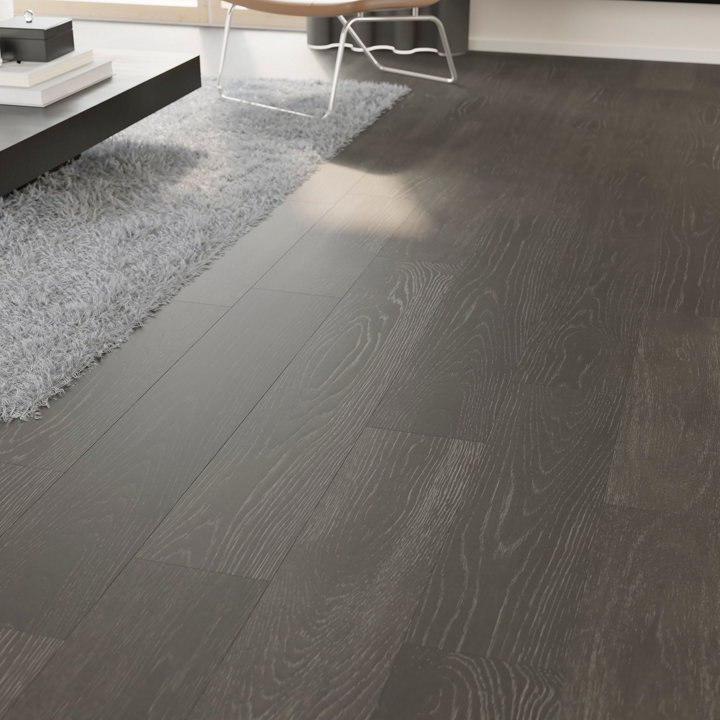 Photo d'un parquet contrecollé gris dans un séjour