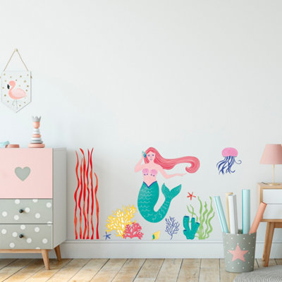 mur avec un stickers de sirène