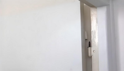 Dégondage de la porte