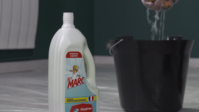 Comment tapisser du papier peint intissé ?
