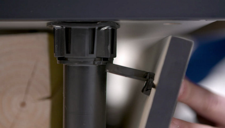 Clipser toutes les plinthes