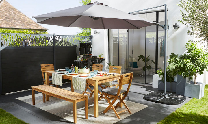 Choisir un parasol ou une voile d’ombrage