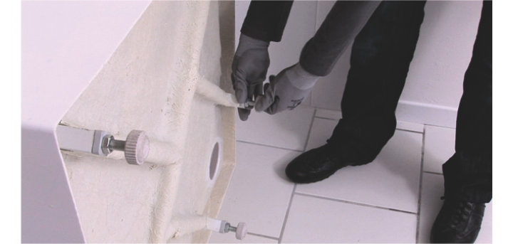 Comment installer un receveur et des parois de douche ?